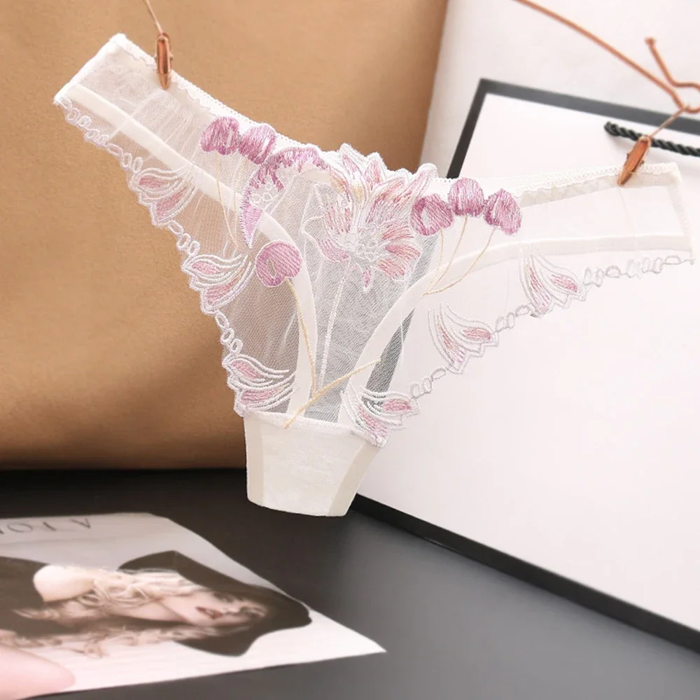 Sexy Lace Underwear Women Panties Mesh Breathable Briefs Low Waist Ultra-thin Underpants T-back Thongs See Through G-string A50
Sexy Lace Underwear Women Panties Mesh Breathable Briefs Low Waist Ultra-thin Underpants T-back Thongs See Through G-string A50