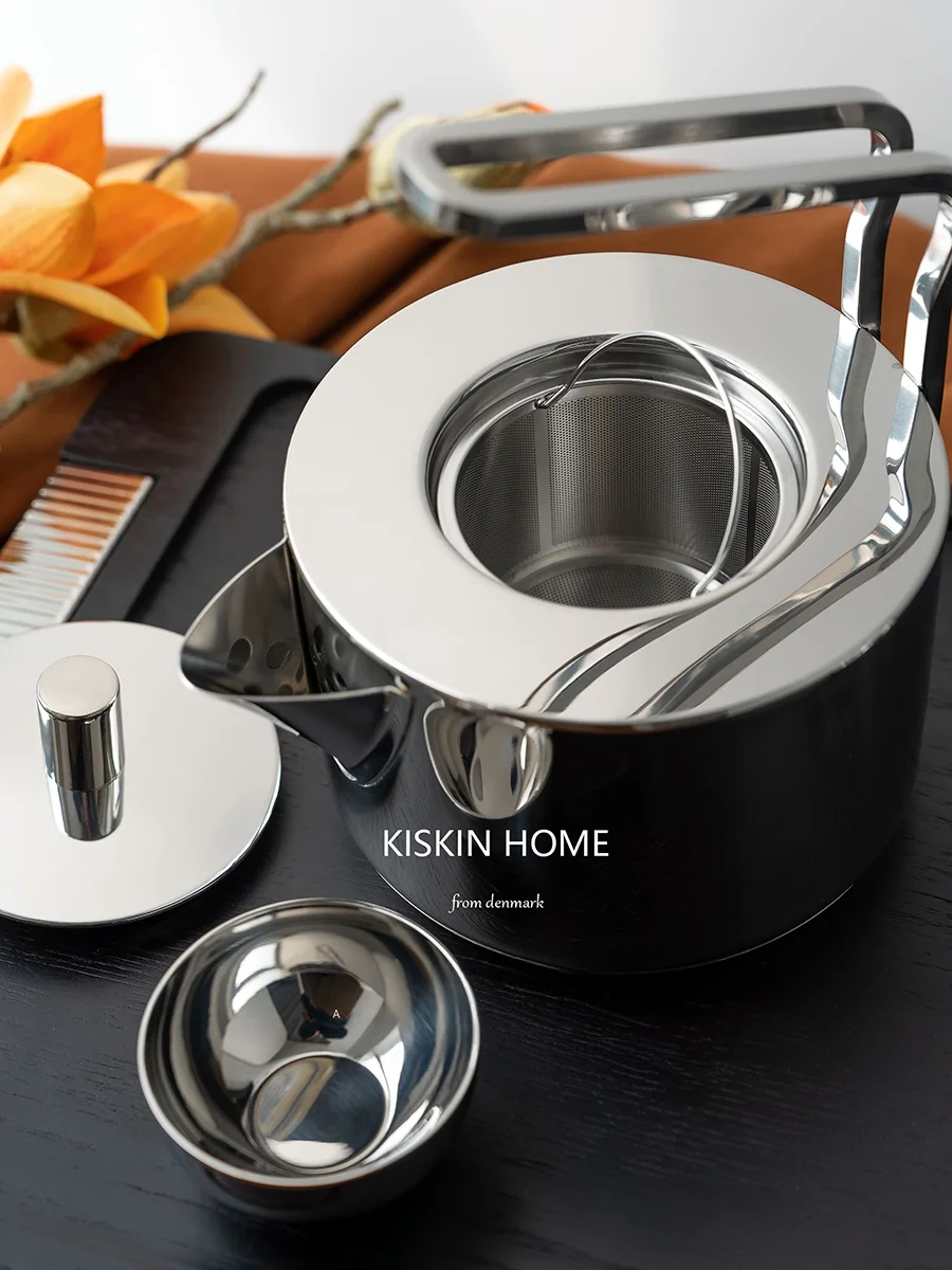European Style Large Capacity Stainless Steel Tea Pot Set Luxury Home Living Room Cold Water Pot Simple Ins Style Tea Set
European Style Large Capacity Stainless Steel Tea Pot Set Luxury Home Living Room Cold Water Pot Simple Ins Style Tea Set