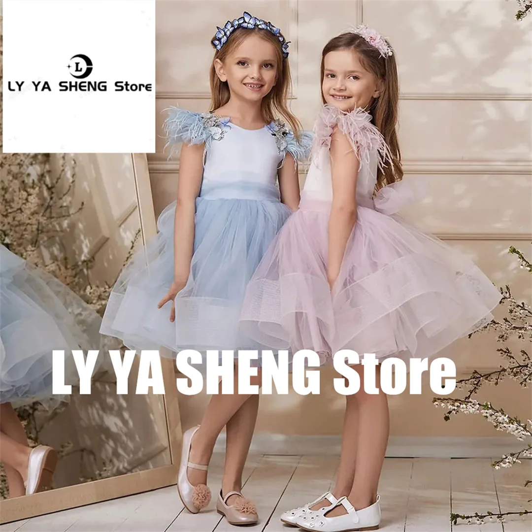 Communion Flower Girl Dress Knee Length Feathers Puffy Princess Gown for Kids Wedding Birthday First Communion Party Dress
Communion Flower Girl Dress Knee Length Feathers Puffy Princess Gown for Kids Wedding Birthday First Communion Party Dress