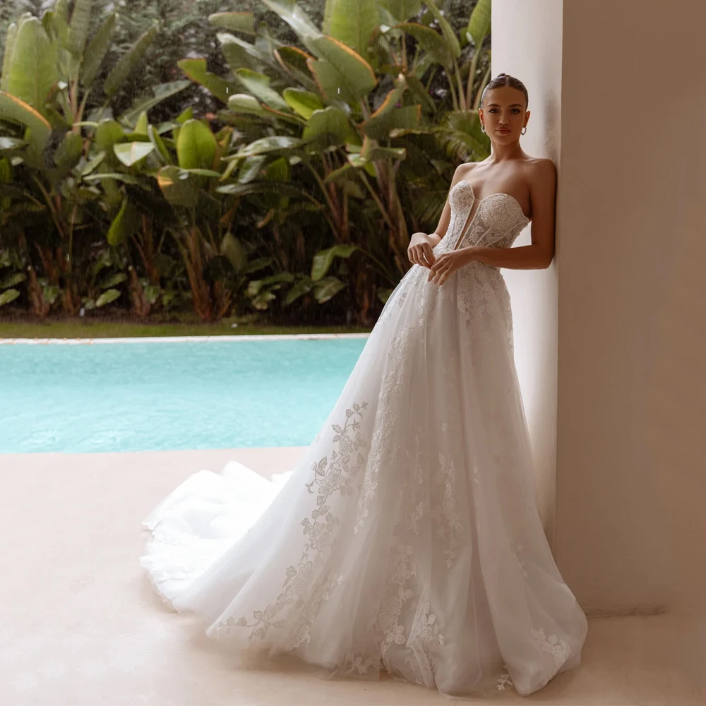 Strapless Elegant Wedding Dress 2025 Luxury Sequined Applique Bride Gown For Women Sleeveless A-Line vestido de noiva Customized
Strapless Elegant Wedding Dress 2025 Luxury Sequined Applique Bride Gown For Women Sleeveless A-Line vestido de noiva Customized