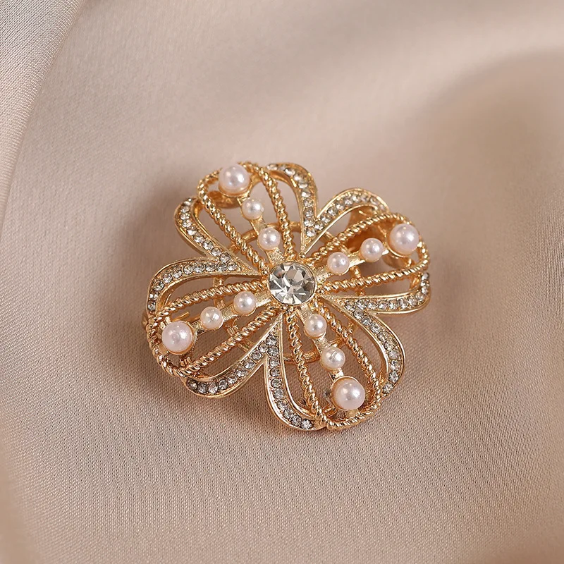 2PC French retro pearl brooch high-end female court style corsage high-end sense light luxury blazer fashion versatile trendy
2PC French retro pearl brooch high-end female court style corsage high-end sense light luxury blazer fashion versatile trendy