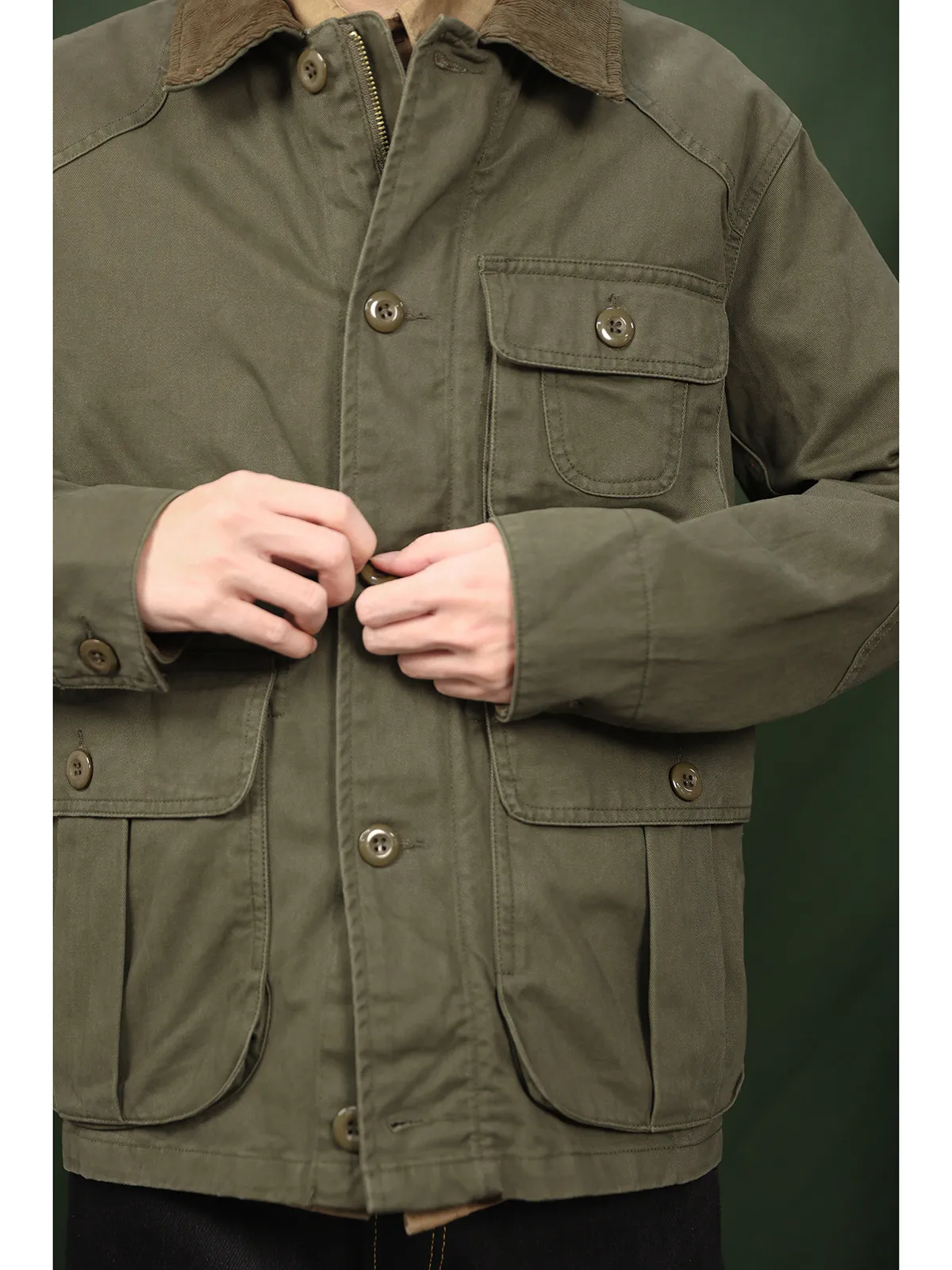 Hunting Jacket Vintage Outdoor Corduroy Collar Washed Twill Three-Dimensional Multi-Pocket Hunting Jacket
Hunting Jacket Vintage Outdoor Corduroy Collar Washed Twill Three-Dimensional Multi-Pocket Hunting Jacket