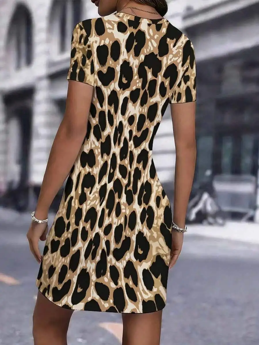 Bodycon Dress With Leopard Print, Crew Neck, Short Sleeves, Casual Elegant Style
Bodycon Dress With Leopard Print, Crew Neck, Short Sleeves, Casual Elegant Style