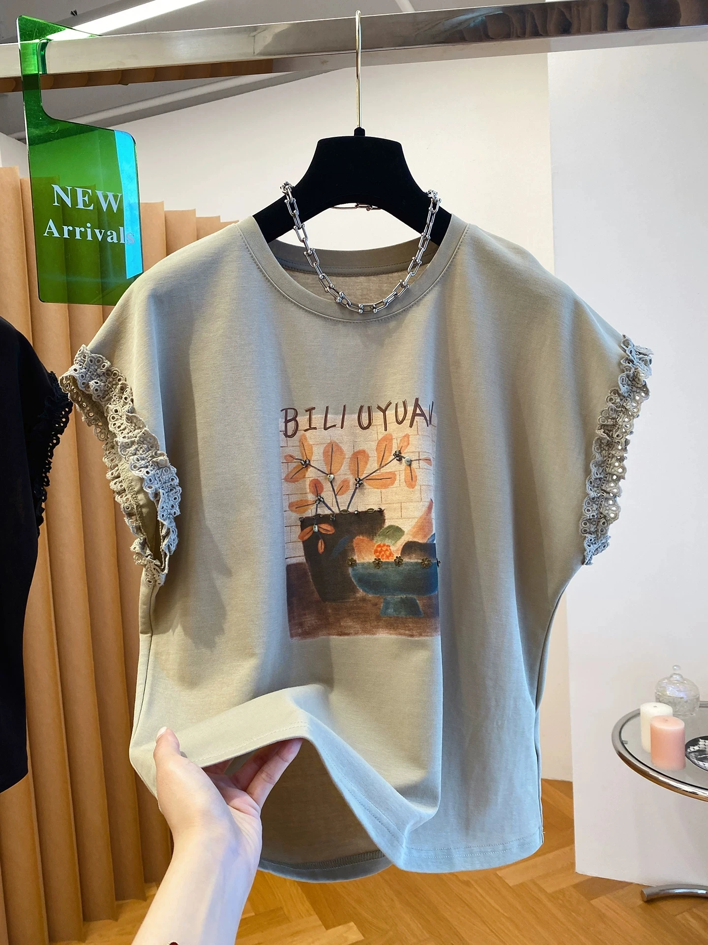 plus Size Women's T-Shirt Summer Style Short Sleeve Letter Print Loose Fit Breathable Cotton Casual Top for plus Size Ladies
plus Size Women's T-Shirt Summer Style Short Sleeve Letter Print Loose Fit Breathable Cotton Casual Top for plus Size Ladies