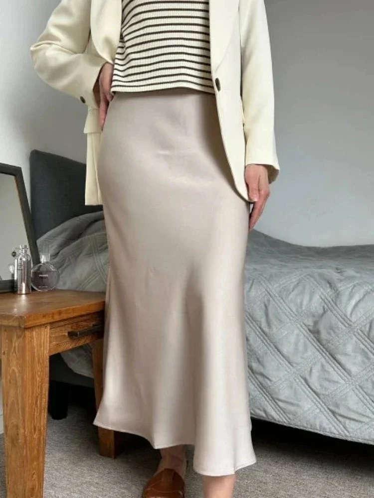 High Waisted A-line Skirt for Women Satin Silk Solid Elegant Skirts Office Lady Elastic Waist Women's Long Skirt 2025 Summer
High Waisted A-line Skirt for Women Satin Silk Solid Elegant Skirts Office Lady Elastic Waist Women's Long Skirt 2025 Summer