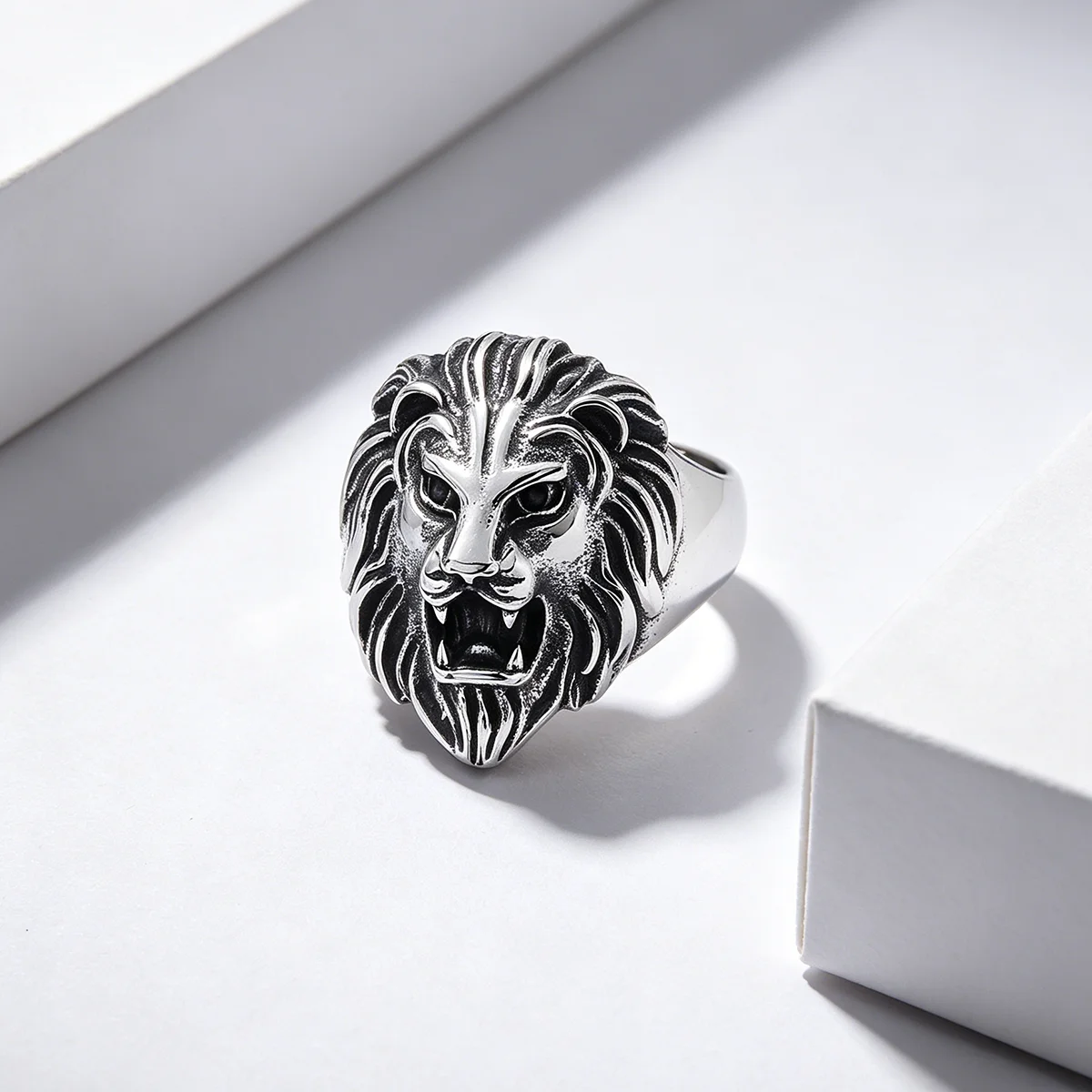 Vintage Gothic 3D Sculpted Lion Head Stainless Steel Ring Retro Biker Punk Durable Anti-Tarnish Statement Jewelry For Men
Vintage Gothic 3D Sculpted Lion Head Stainless Steel Ring Retro Biker Punk Durable Anti-Tarnish Statement Jewelry For Men
