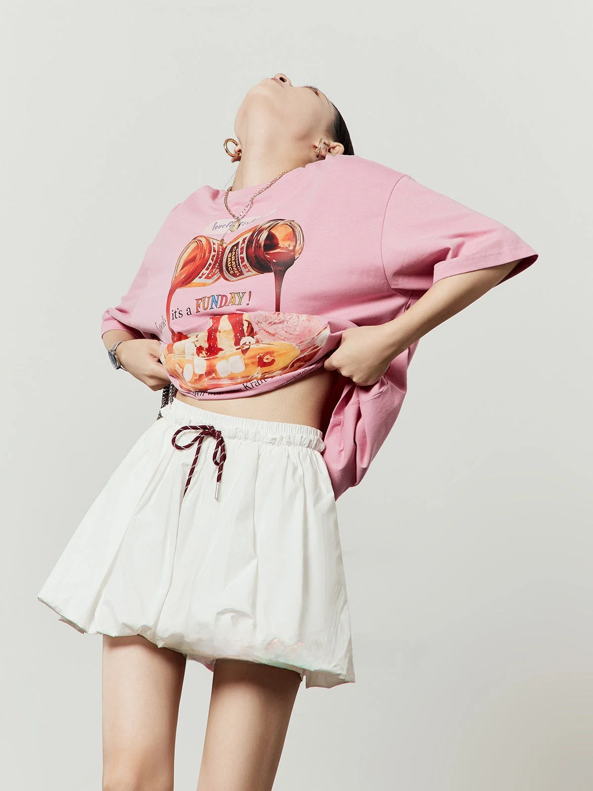 Розовая футболка свободного кроя с принтом, женская летняя новинка, универсальный повседневный топ с круглым вырезом от Zhou Li Wu
Розовая футболка свободного кроя с принтом, женская летняя новинка, универсальный повседневный топ с круглым вырезом от Zhou Li Wu