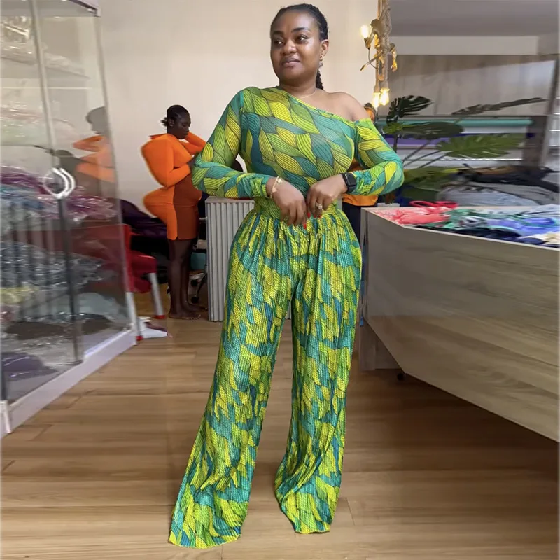 2025 Spring New Women's Two Piece Printed Slant Collar Long Sleeve Top Wide Leg Pants Crimson Set
2025 Spring New Women's Two Piece Printed Slant Collar Long Sleeve Top Wide Leg Pants Crimson Set