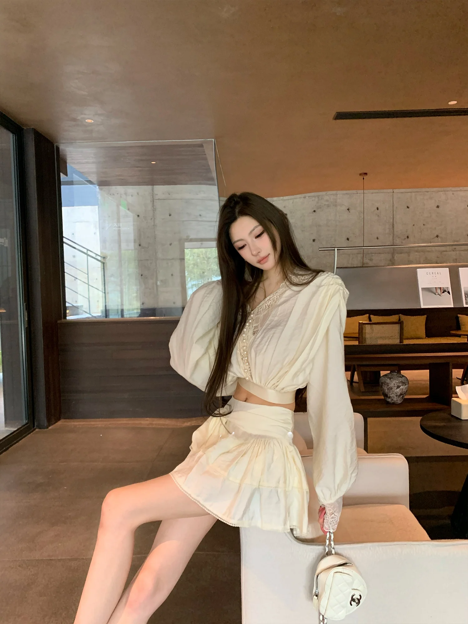 F Project Gallery Girl Heavy Embroidery Pearl Lace Patchwork Top Short Skirt Two-Piece Set Women's Fashion Spring Outfit
F Project Gallery Girl Heavy Embroidery Pearl Lace Patchwork Top Short Skirt Two-Piece Set Women's Fashion Spring Outfit