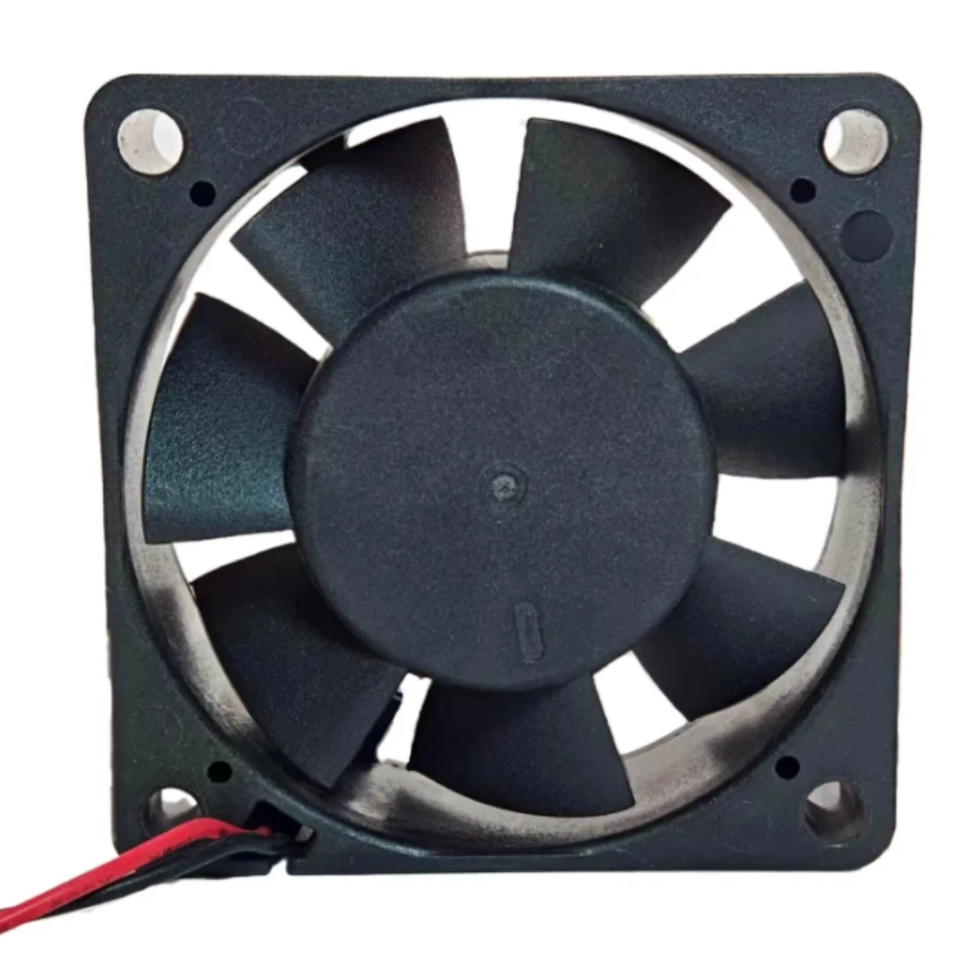 DV6025H24B DC 24 В 0,15 А 60x60x25 мм 2-проводной охлаждающий вентилятор для сервера
DV6025H24B DC 24 В 0,15 А 60x60x25 мм 2-проводной охлаждающий вентилятор для сервера