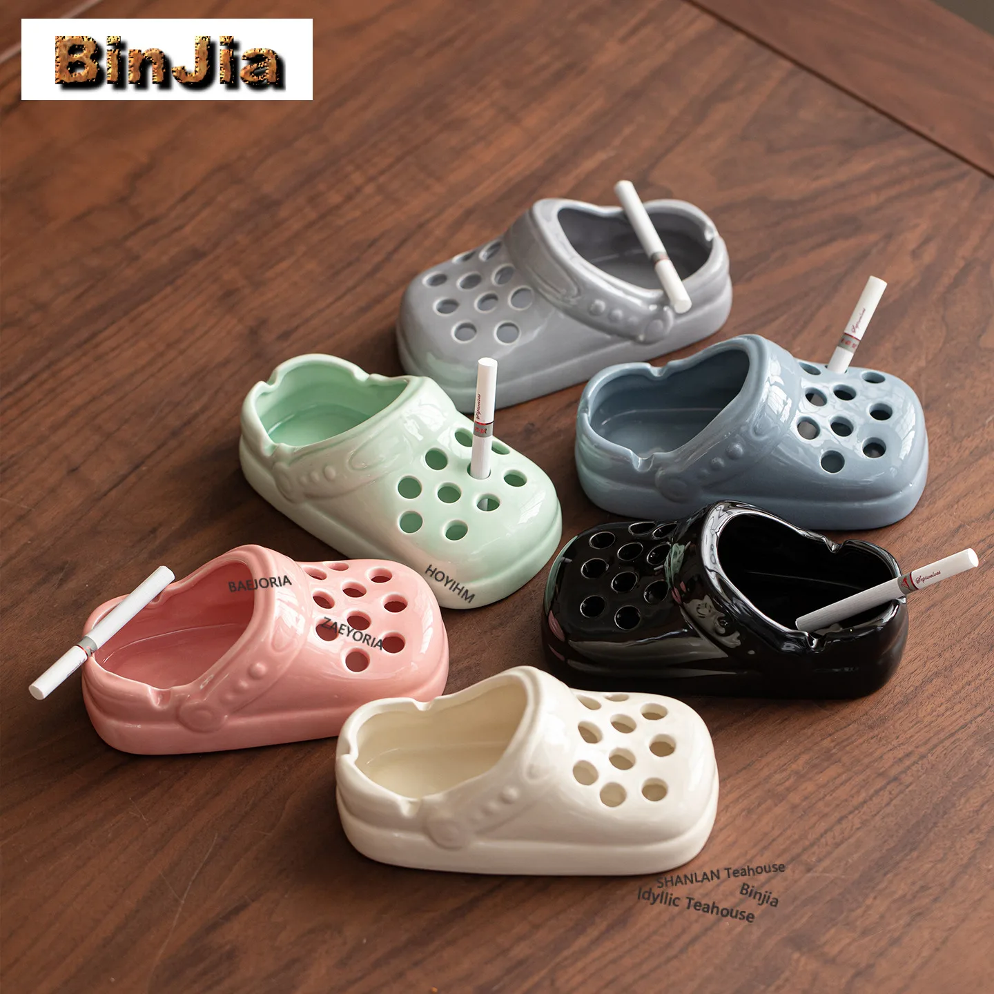 Ceramic Creative Crocs Ashtray Aesthetic Tobacco Smoke Odor Removal Ash Tray Weed Smoking Drinkware Accessories Ornaments Craft
Ceramic Creative Crocs Ashtray Aesthetic Tobacco Smoke Odor Removal Ash Tray Weed Smoking Drinkware Accessories Ornaments Craft