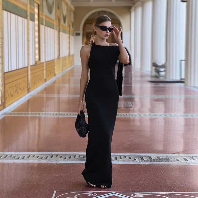 Temperament Sexy Hip-wrapped Long Dress Fashionable Style Simple Strap-on Dress Women's Clothing Summer 2025 New Models
Temperament Sexy Hip-wrapped Long Dress Fashionable Style Simple Strap-on Dress Women's Clothing Summer 2025 New Models