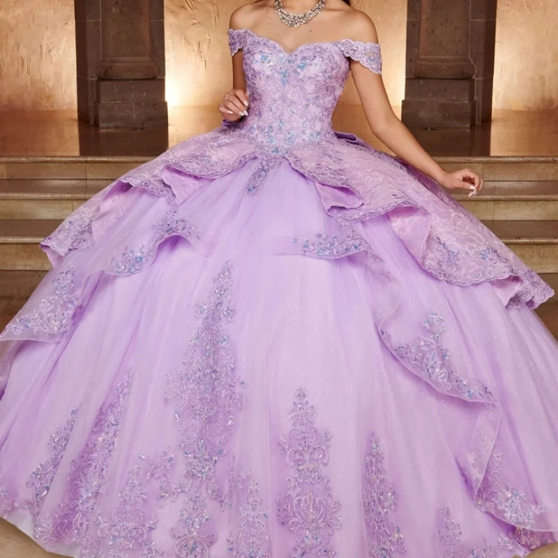 Lilac Shiny Princess Quinceanera Dresses Off Shoulder Appliqued Lace Beads Tull Sweet 16 Dress Ball Gown Vestidos 15 De Anos
Lilac Shiny Princess Quinceanera Dresses Off Shoulder Appliqued Lace Beads Tull Sweet 16 Dress Ball Gown Vestidos 15 De Anos