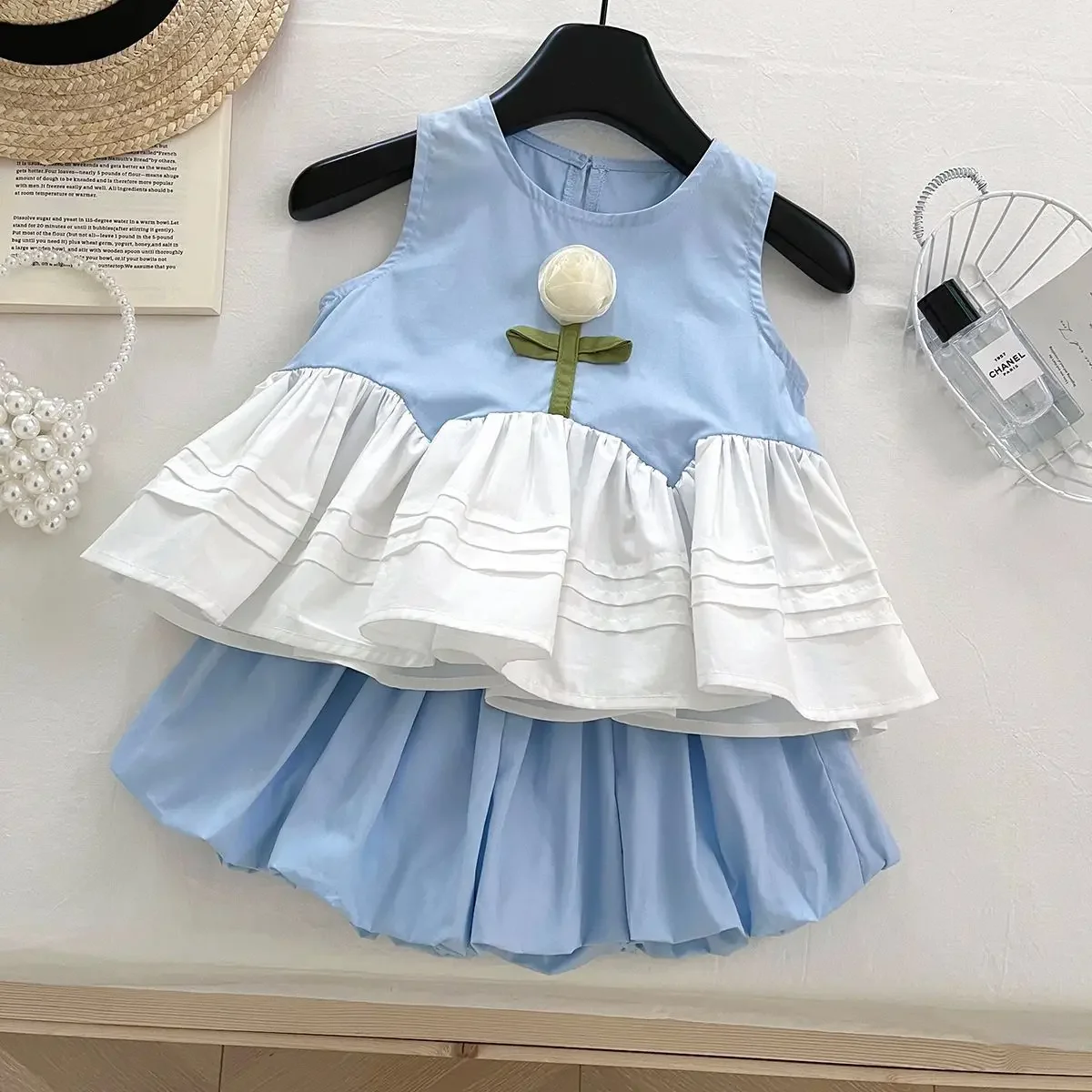 High Quality Girls Summer Clothing Set Baby Kids Flower Fashion Ruffles Tops Shirts+shorts Children Birthday Casual 2pcs Clothes
High Quality Girls Summer Clothing Set Baby Kids Flower Fashion Ruffles Tops Shirts+shorts Children Birthday Casual 2pcs Clothes
