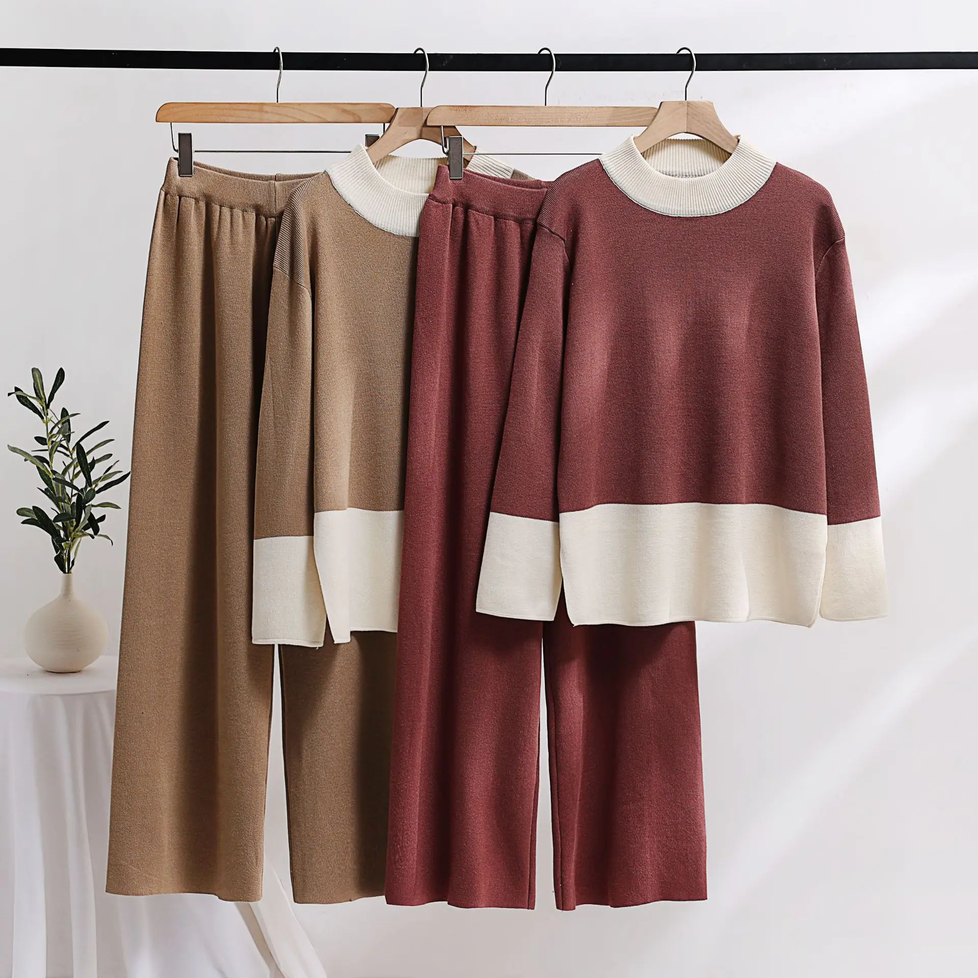 Women Two Piece Pant Sets Knit Wide Leg Pants Full Sleeve Round Neck Sweaters Loose Patchwork Casual Suits Lady Slight Strech
Women Two Piece Pant Sets Knit Wide Leg Pants Full Sleeve Round Neck Sweaters Loose Patchwork Casual Suits Lady Slight Strech