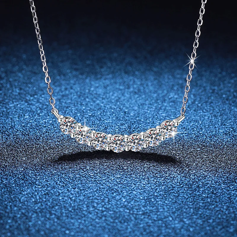 PT950 Platinum Inlaid 1.4-carat Moissanite Pendant for Women's Ins Style Fashionable Women's Diamond Necklace PT950 Imprint
PT950 Platinum Inlaid 1.4-carat Moissanite Pendant for Women's Ins Style Fashionable Women's Diamond Necklace PT950 Imprint