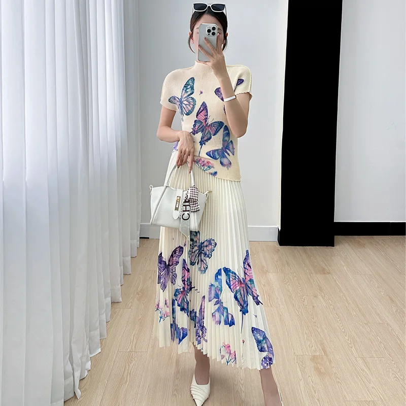 Miyake Pleated Top Short Sleeve Set Large Women's 2023 Summer New High Grade Dress Print Pleated Two Piece Set
Miyake Pleated Top Short Sleeve Set Large Women's 2023 Summer New High Grade Dress Print Pleated Two Piece Set