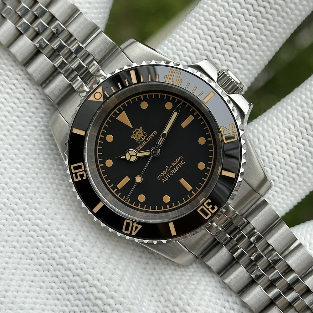 STEELDIVE SD1954V 41MM Stainless Steel Case 300M Waterproof Vintage Luminous Sapphire Glass Automatic NH35 Mens Dive Watch Reloj
STEELDIVE SD1954V 41MM Stainless Steel Case 300M Waterproof Vintage Luminous Sapphire Glass Automatic NH35 Mens Dive Watch Reloj