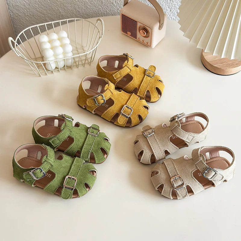 Kids Suede Leather Cage Sandals for Girls 2025 Summer Non-slip Toddler Barefoot Sandals Pastel Colors Classic Retro Garden Shoes
Kids Suede Leather Cage Sandals for Girls 2025 Summer Non-slip Toddler Barefoot Sandals Pastel Colors Classic Retro Garden Shoes