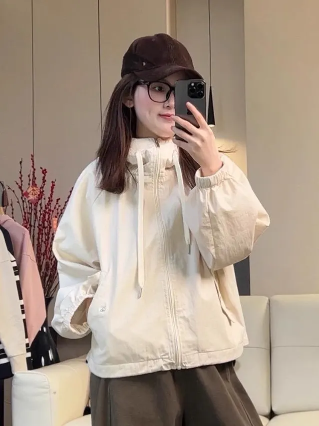 Women's Spring 2025 New Style Short Jacket Coat Loose Design Drawstring Hooded Top Small Size Trendy Casual Fashion Outerwear
Women's Spring 2025 New Style Short Jacket Coat Loose Design Drawstring Hooded Top Small Size Trendy Casual Fashion Outerwear