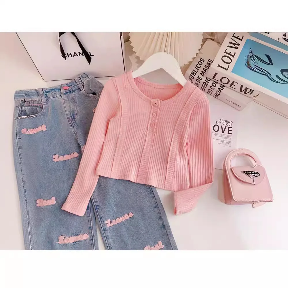 Yumi Cocoa 2025 Autumn New Collection Korean Style Western Girl Long Sleeve Round Neck Waist Top Jeans Two Piece Set
Yumi Cocoa 2025 Autumn New Collection Korean Style Western Girl Long Sleeve Round Neck Waist Top Jeans Two Piece Set