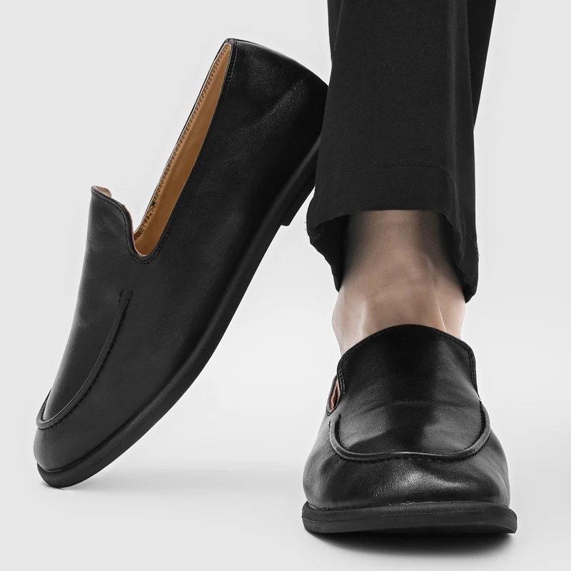 Summer New Men Loafers Flat Bottomed Anti Slip Shallow Mouth Casual Driving Walking Commuting Single Shoes
Summer New Men Loafers Flat Bottomed Anti Slip Shallow Mouth Casual Driving Walking Commuting Single Shoes