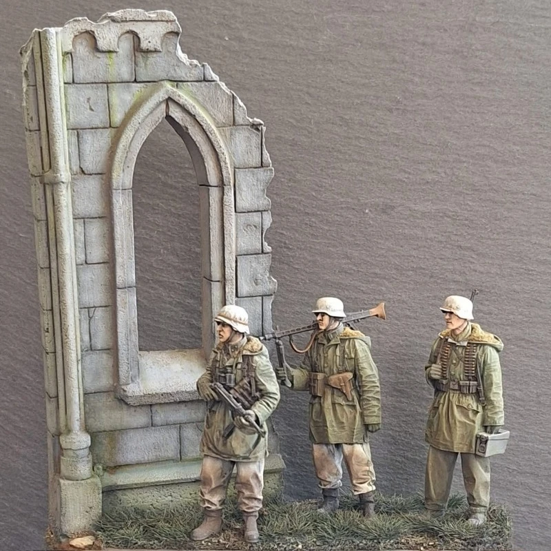 1/35 Scale Die-Cast Resin Figure Model Kit German Infantry Squad 3 Figures (No Background) Unassembled and Unpainted
1/35 Scale Die-Cast Resin Figure Model Kit German Infantry Squad 3 Figures (No Background) Unassembled and Unpainted