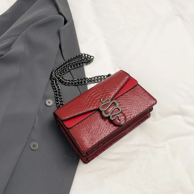 High-end Alligator Pattern Chain Small Square Bag Women's 2026 New Shoulder Underarm Bag Fashionable Versatile Messenger Bag
High-end Alligator Pattern Chain Small Square Bag Women's 2026 New Shoulder Underarm Bag Fashionable Versatile Messenger Bag