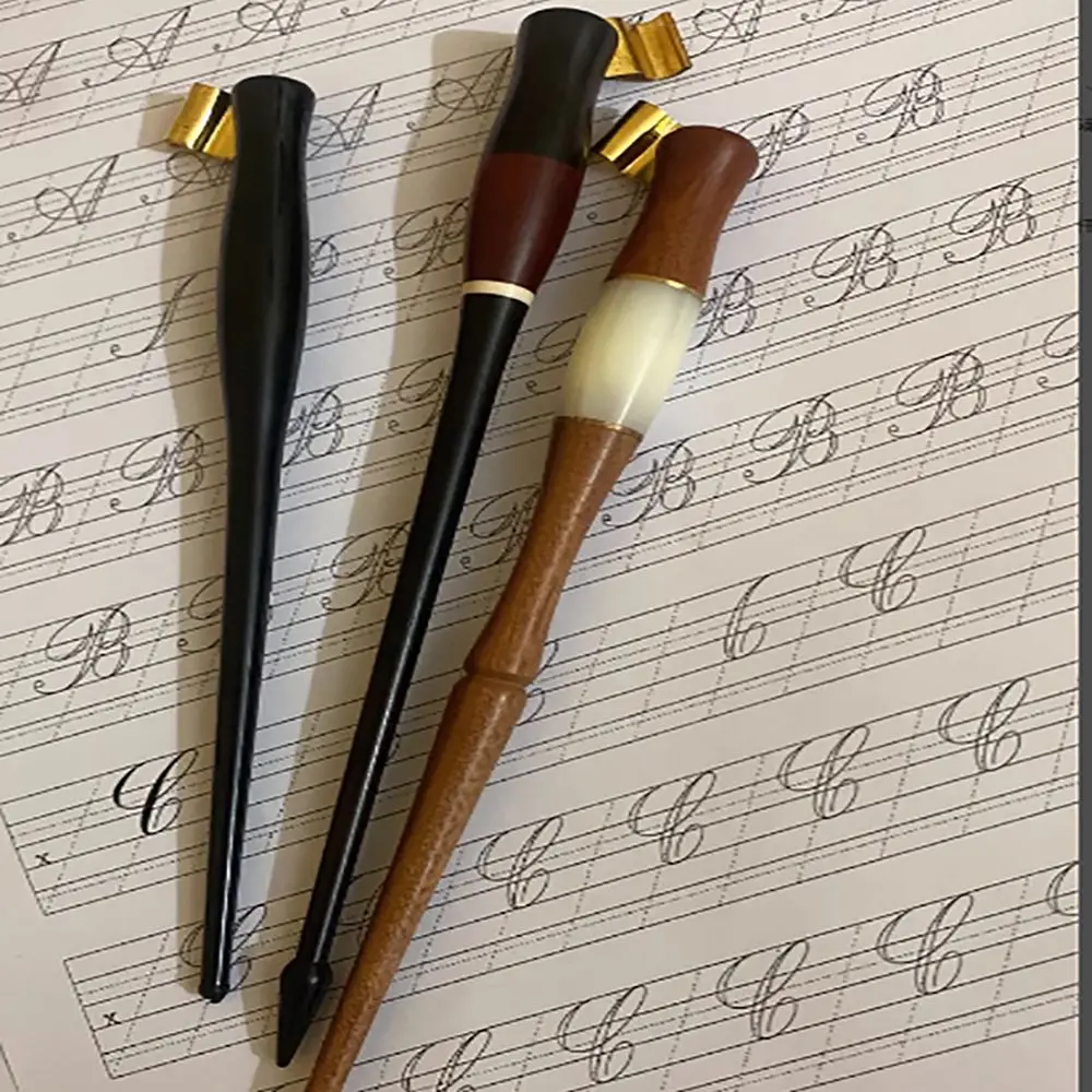Oblique Dip Pen Holder English Writing Art Drawing Calligraphy Pen Nib Removable Adjustable Copperplate Script Pen Stationery
Oblique Dip Pen Holder English Writing Art Drawing Calligraphy Pen Nib Removable Adjustable Copperplate Script Pen Stationery