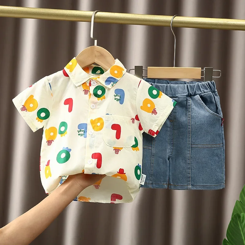 2Piece Summer Boys Clothing Korean Fashion Print Letter Short Sleeve Baby Tops+Denim Shorts Kids Clothes Children's Sets B239
2Piece Summer Boys Clothing Korean Fashion Print Letter Short Sleeve Baby Tops+Denim Shorts Kids Clothes Children's Sets B239