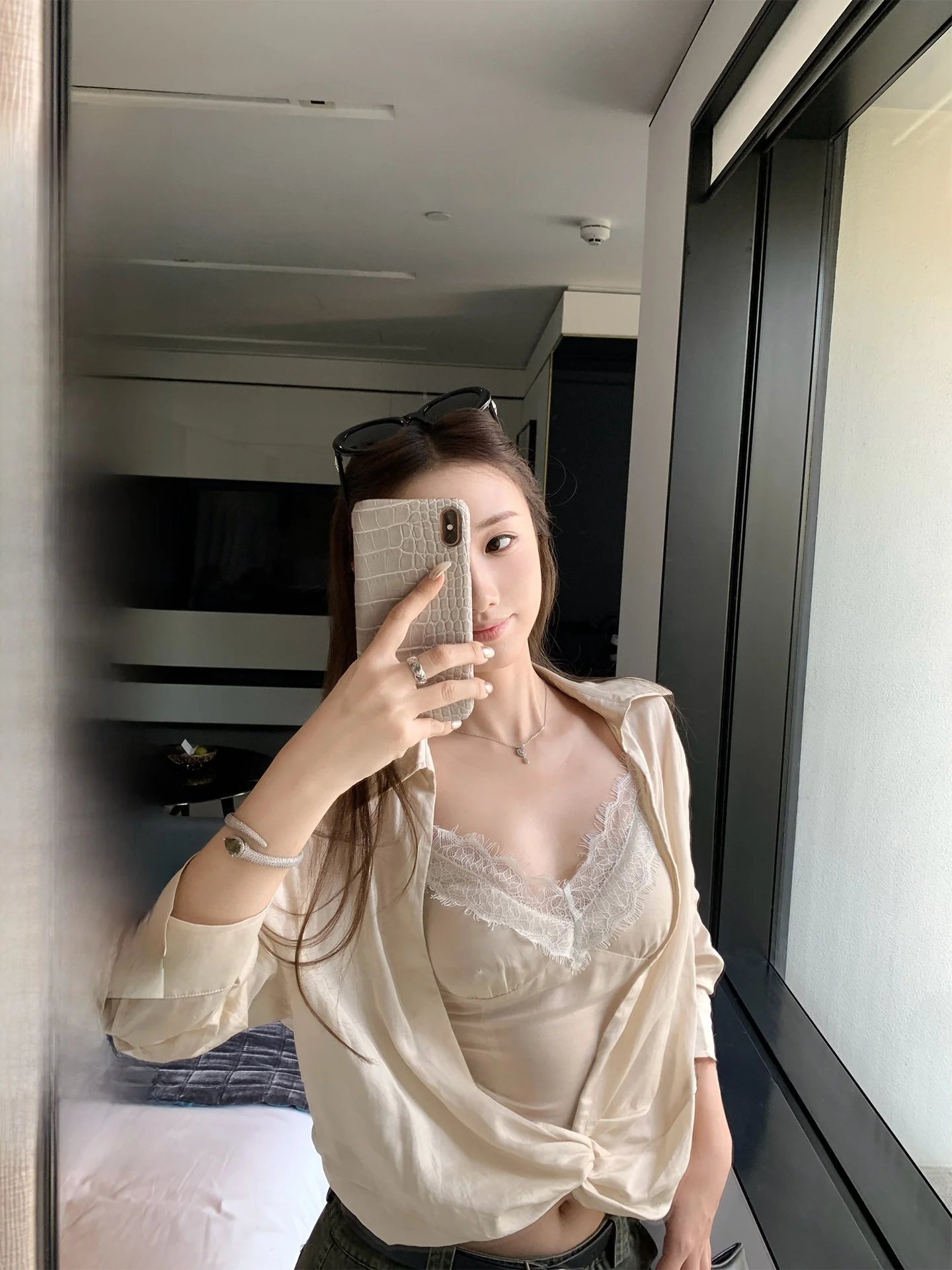 Chestnut a Bankelili Silk Linen Lace Waist Cinching irt Set Women's Faionable Breathable Long Sve V-ne Daily Wear
Chestnut a Bankelili Silk Linen Lace Waist Cinching irt Set Women's Faionable Breathable Long Sve V-ne Daily Wear