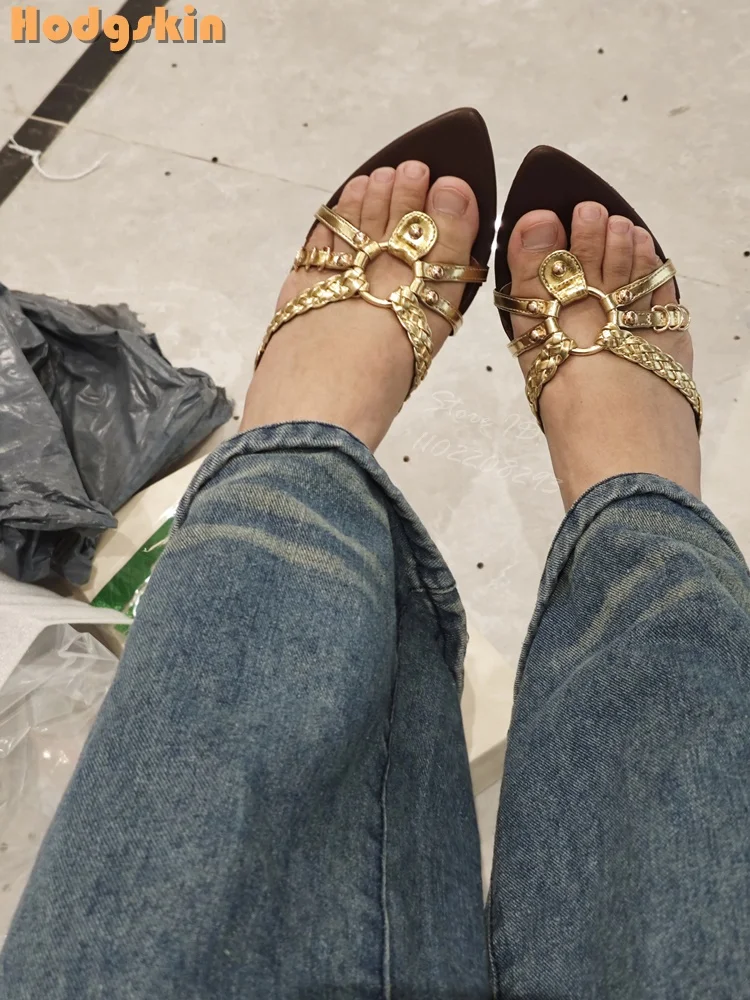 Woven Cross Strap Slippers Retro Round Toe Pull-on Stiletto Roman Sandals 2025 Summer Women New Fashion Outdoor High Heels Shoes
Woven Cross Strap Slippers Retro Round Toe Pull-on Stiletto Roman Sandals 2025 Summer Women New Fashion Outdoor High Heels Shoes