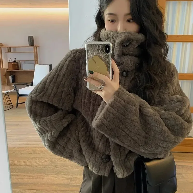 Winter Warm Women Fashion Korean Padded Cotton Outerwear Woman Stand Collar Cropped Jacket Female 2025
Winter Warm Women Fashion Korean Padded Cotton Outerwear Woman Stand Collar Cropped Jacket Female 2025