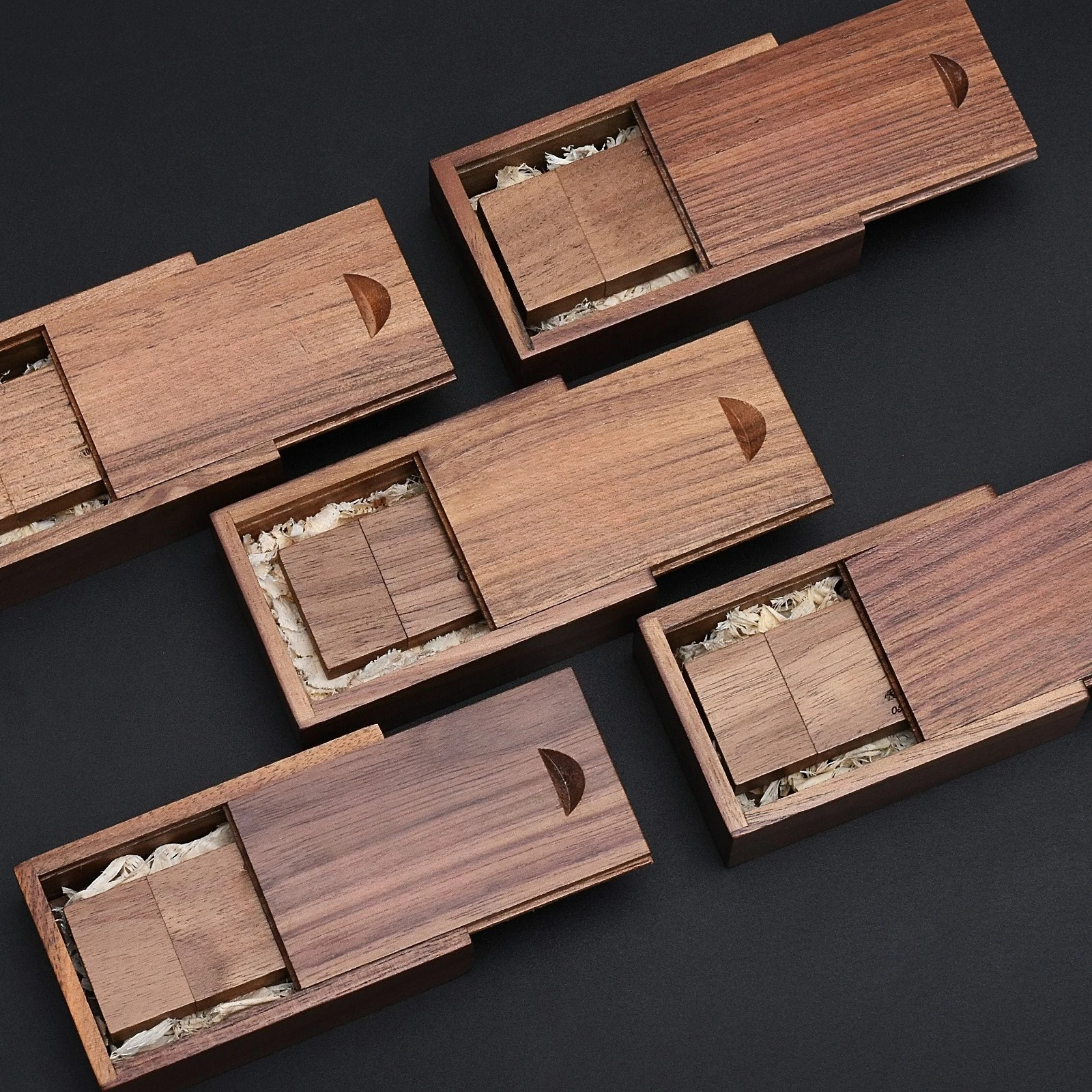 Wooden Box USB Flash Drive 128GB Creative Business Gift Memory Stick Storage Device Pen Drive 64GB Bamboo Pendrive 32GB 16GB 8GB
Wooden Box USB Flash Drive 128GB Creative Business Gift Memory Stick Storage Device Pen Drive 64GB Bamboo Pendrive 32GB 16GB 8GB