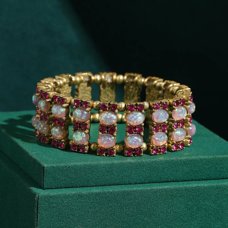 Retro Pink Natural Charm Opal Bracelet Vintage Elegant Jewelry Antique Gold Plated Accessories Luxury 2026 Art Engagement Decos
Retro Pink Natural Charm Opal Bracelet Vintage Elegant Jewelry Antique Gold Plated Accessories Luxury 2026 Art Engagement Decos