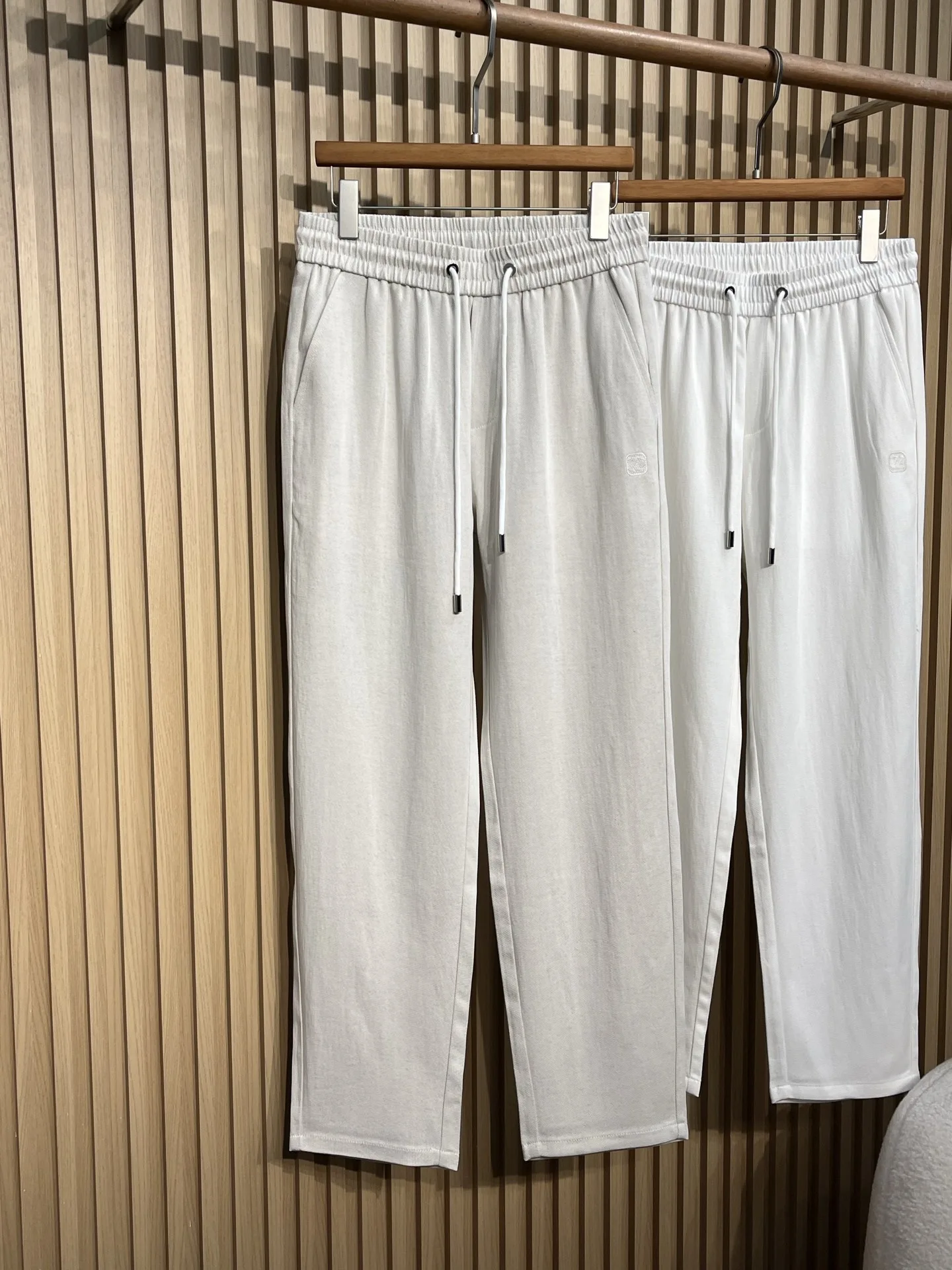 LigentlemanZZ Linen Straight Leg Casual Pants Men's Simple Style Spring Summer New Business Trousers Comfortable Loose Fit
LigentlemanZZ Linen Straight Leg Casual Pants Men's Simple Style Spring Summer New Business Trousers Comfortable Loose Fit