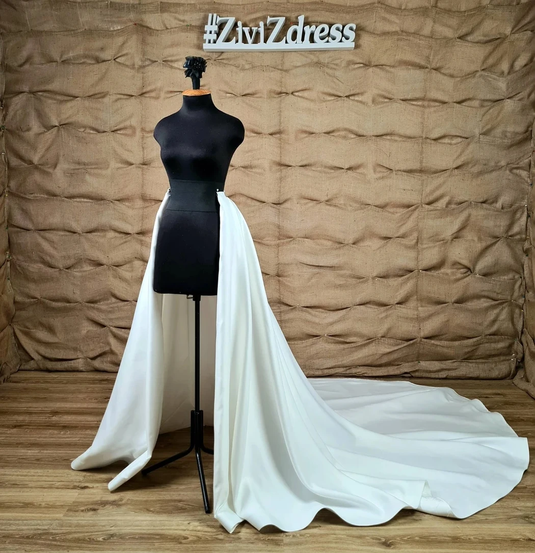 Bridal Satin Long Skirt Wedding Puffy Skirt-train Royal Satin Overskirt Detachable Train Detachable Satin Skirt For Wedding
Bridal Satin Long Skirt Wedding Puffy Skirt-train Royal Satin Overskirt Detachable Train Detachable Satin Skirt For Wedding