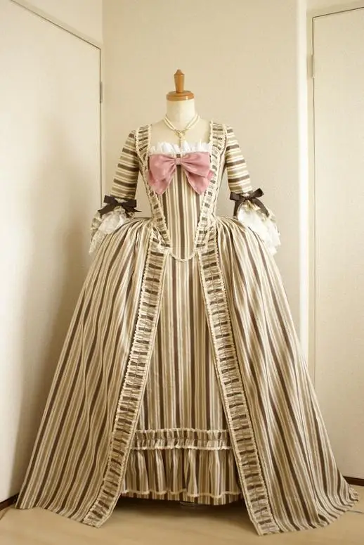 Rococo Marie Antoinette Baroque Ball Gown Rococo Striped Dress Princess Renaissance Ball Gown Women's Dress Halloween Carnival
Rococo Marie Antoinette Baroque Ball Gown Rococo Striped Dress Princess Renaissance Ball Gown Women's Dress Halloween Carnival