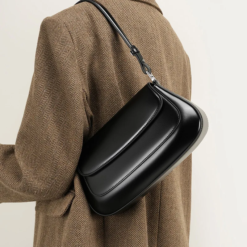 New Trendy Women's Bag Crossbody Bag Genuine Leather High-end and Fashionable Single Shoulder Underarm Saddle Bag
New Trendy Women's Bag Crossbody Bag Genuine Leather High-end and Fashionable Single Shoulder Underarm Saddle Bag