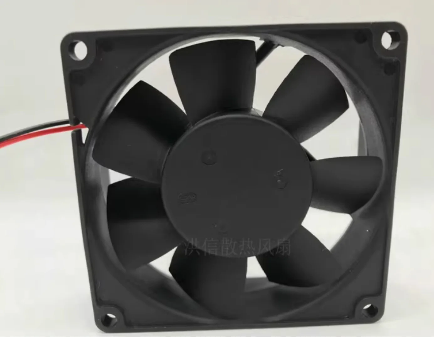 Original YaLnFAN 8025 D80SH-12 12V 0.30A 2-wire chassis Power supply silent 8CM fan
Original YaLnFAN 8025 D80SH-12 12V 0.30A 2-wire chassis Power supply silent 8CM fan