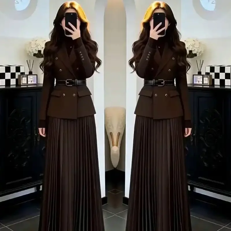 Spring 2026 New Fashionable High-end Temperament European Style Suit Jacket+pleated Skirt Set for Women
Spring 2026 New Fashionable High-end Temperament European Style Suit Jacket+pleated Skirt Set for Women