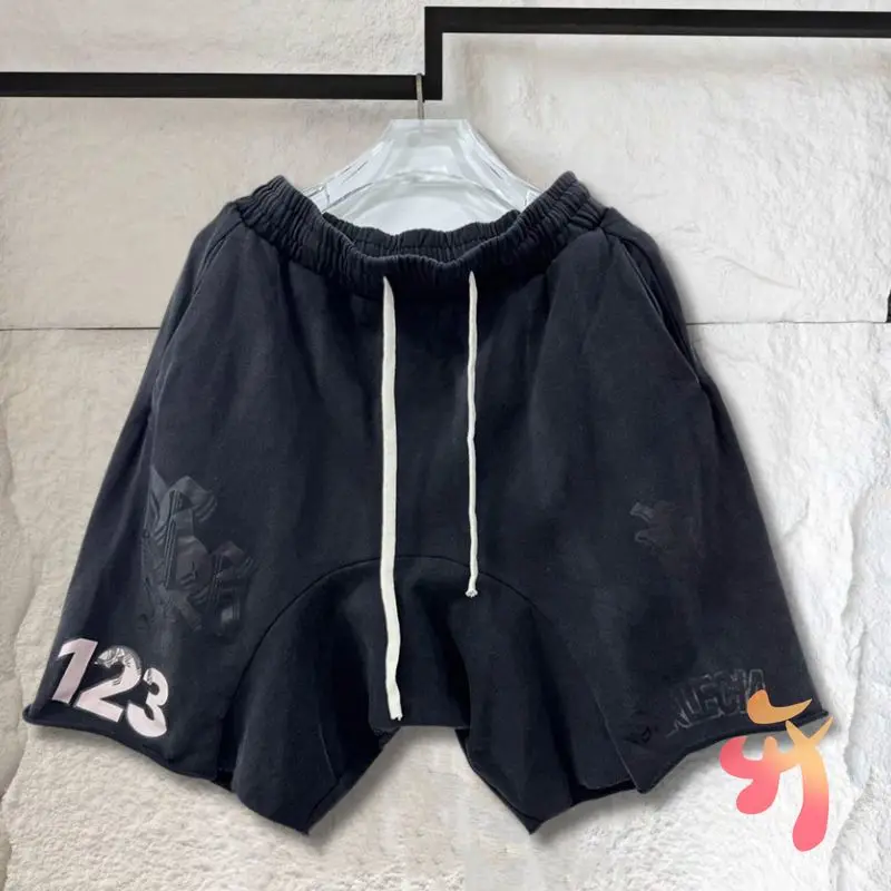 Summer American High Street Retro Washed Black RRR123 Shorts Cotton Sanskrit Distressed Five Quarter Drawstring Pants Men Women
Summer American High Street Retro Washed Black RRR123 Shorts Cotton Sanskrit Distressed Five Quarter Drawstring Pants Men Women