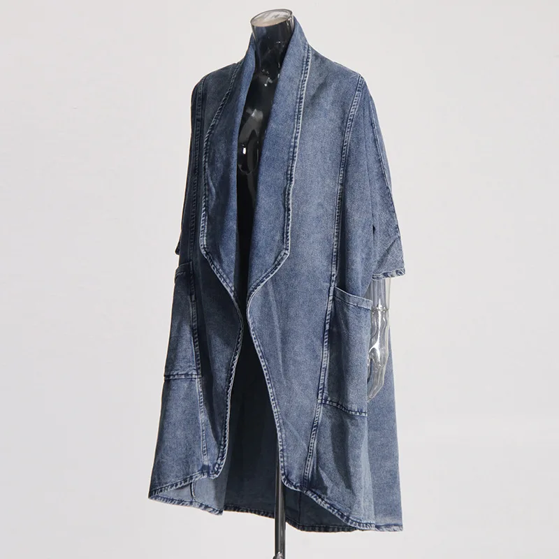 Korean Casual Loose Denim Trench 2025 New Style Spliced Large Pocket Design Mid Jacket Length Top Jacket For Women
Korean Casual Loose Denim Trench 2025 New Style Spliced Large Pocket Design Mid Jacket Length Top Jacket For Women