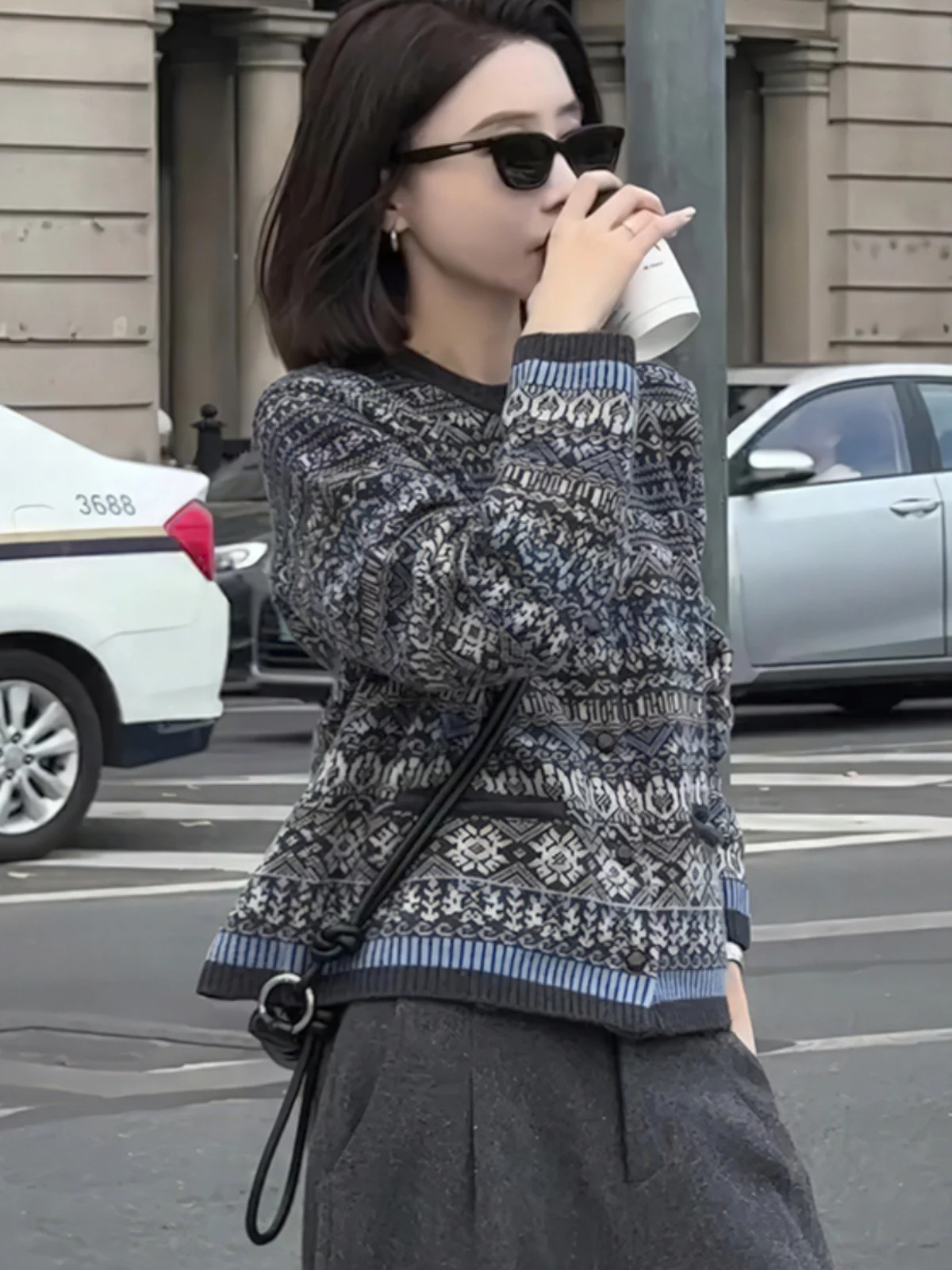 Elegant round Neck Knitwear Women's Fashionable Embroidery Soft Autumn Design Comfortable Korean Style Long Sleeve Cashmere
Elegant round Neck Knitwear Women's Fashionable Embroidery Soft Autumn Design Comfortable Korean Style Long Sleeve Cashmere