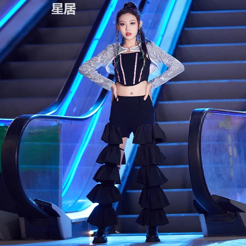 Fashion New Sequin Shiny Long Sleeve Crop Tops Loose Pants Suit Jazz Dance Costumes Girls Hip Hop Dance Performance Stage Wear
Fashion New Sequin Shiny Long Sleeve Crop Tops Loose Pants Suit Jazz Dance Costumes Girls Hip Hop Dance Performance Stage Wear