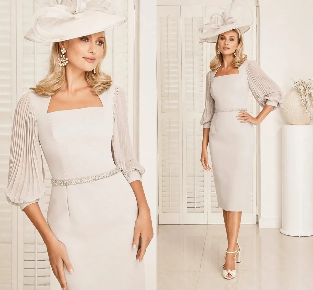Vintage Mother of the Bride Dresses Silver Short Mother Gowns 2025 Tea Length Wedding Guest Party Dresses Lantern Sleeve
Vintage Mother of the Bride Dresses Silver Short Mother Gowns 2025 Tea Length Wedding Guest Party Dresses Lantern Sleeve