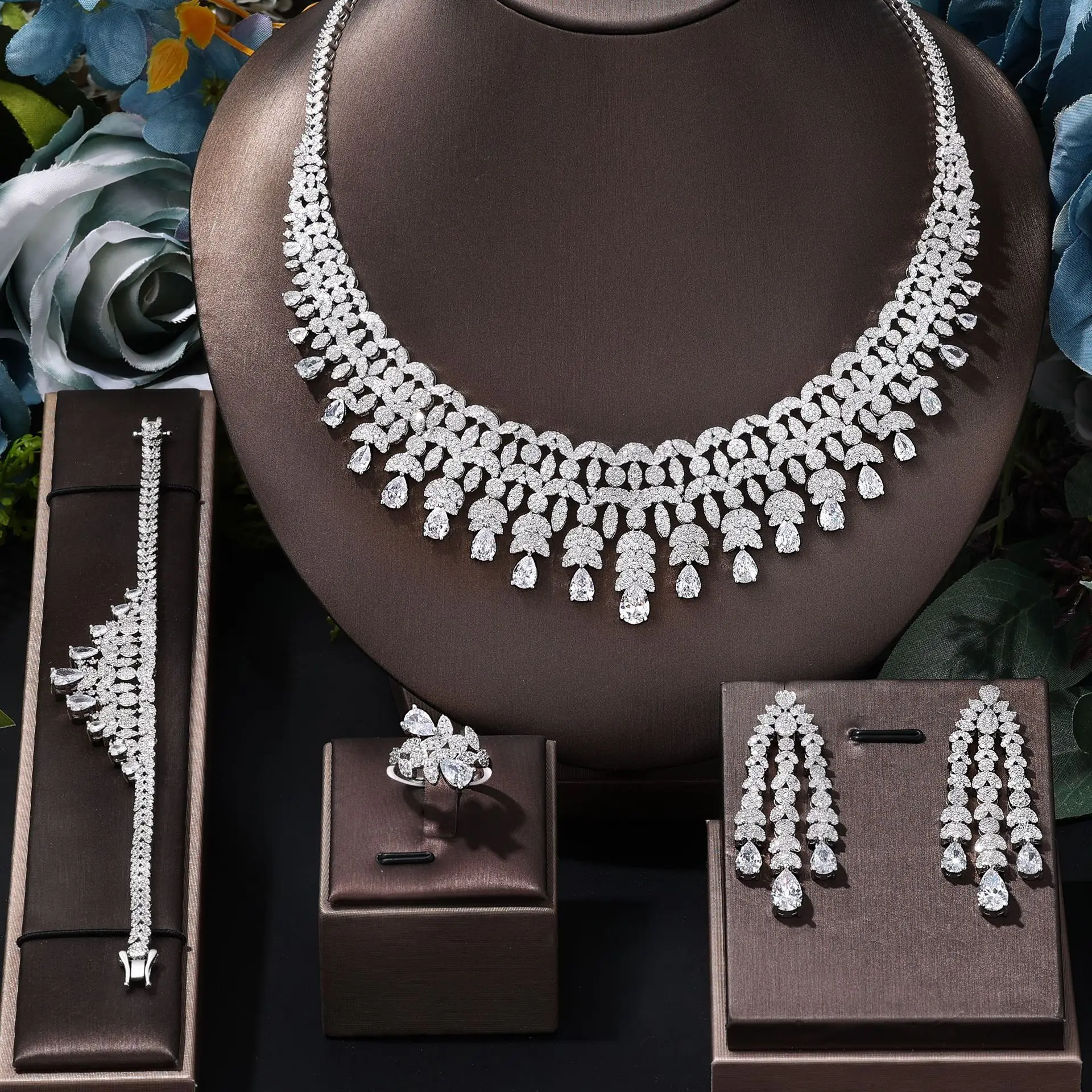 Luxury Cubic Zirconia Bridal Jewelry Sets Wedding Necklace Earrings Bracelet Ring 4pcs Dubai Prom Party Jewellery Accessories
Luxury Cubic Zirconia Bridal Jewelry Sets Wedding Necklace Earrings Bracelet Ring 4pcs Dubai Prom Party Jewellery Accessories