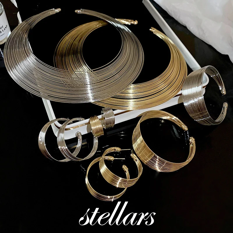 Metal Geometric Layered Jewelry Set - Euro-American Heavy Design, Minimalist Cool Style, Elegant Women's Clavicle Necklaces
Metal Geometric Layered Jewelry Set - Euro-American Heavy Design, Minimalist Cool Style, Elegant Women's Clavicle Necklaces