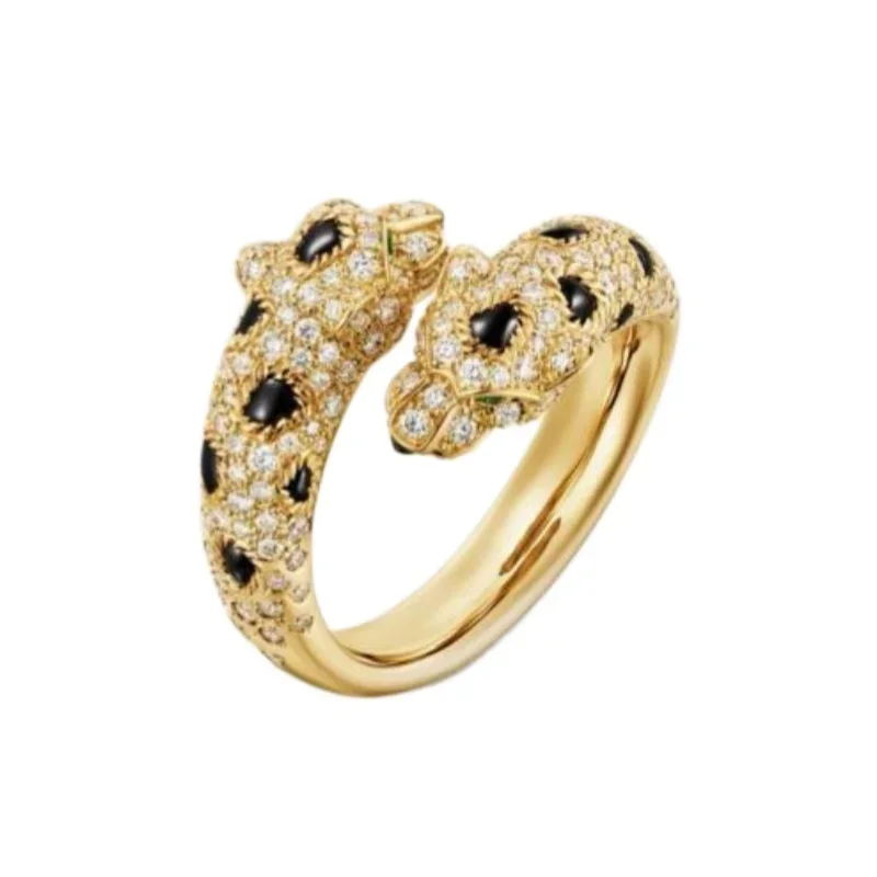Gold Cheetah Double-Head Ring, Fully Paved with Diamonds, Black Onyx Spots and Emerald Eyes
Gold Cheetah Double-Head Ring, Fully Paved with Diamonds, Black Onyx Spots and Emerald Eyes