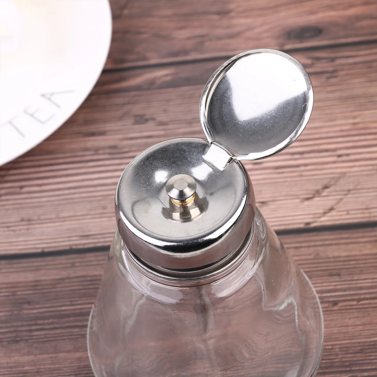 1Pcs Metal Core Alcohol Bottle 220ml Portable Holder Lightweight Fine Craft Suitable for Travel Dispensers
1Pcs Metal Core Alcohol Bottle 220ml Portable Holder Lightweight Fine Craft Suitable for Travel Dispensers